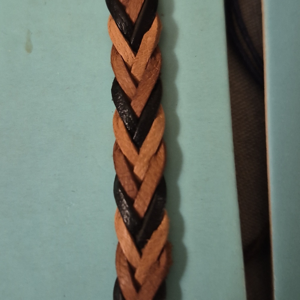 11 Pc Lot Handmade Friendship Leather Shell Beaded Woven Braided Bracelets NEW - Picture 5 of 16